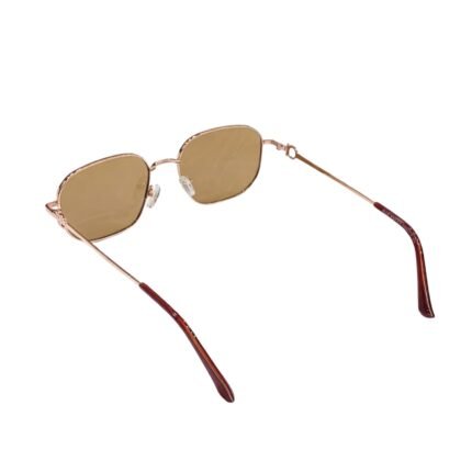 Stylish Rose Gold Sunglasses with Gradient Lens - Image 3